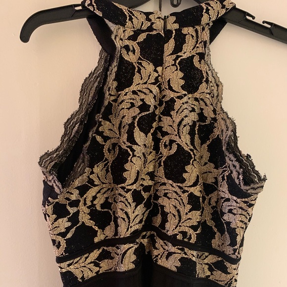 Black and Gold Gown with Slit - Picture 5 of 7